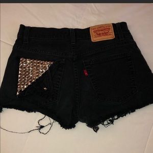 Levi’s high waisted custom made studded pocket